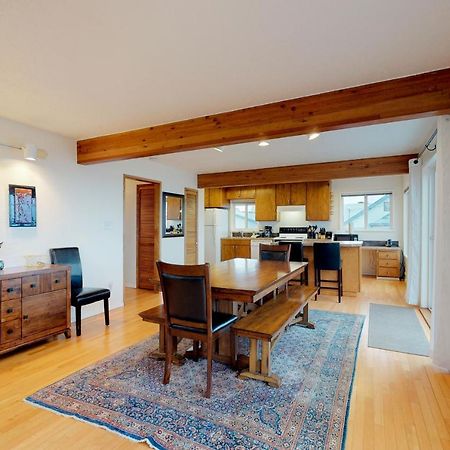 Newport'S Cypress Oceanview Home Экстерьер фото