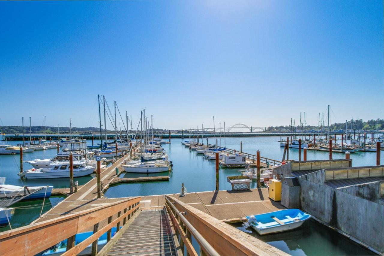 Newport'S Cypress Oceanview Home Экстерьер фото