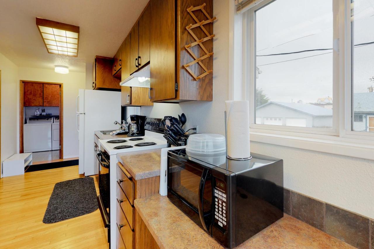 Newport'S Cypress Oceanview Home Экстерьер фото